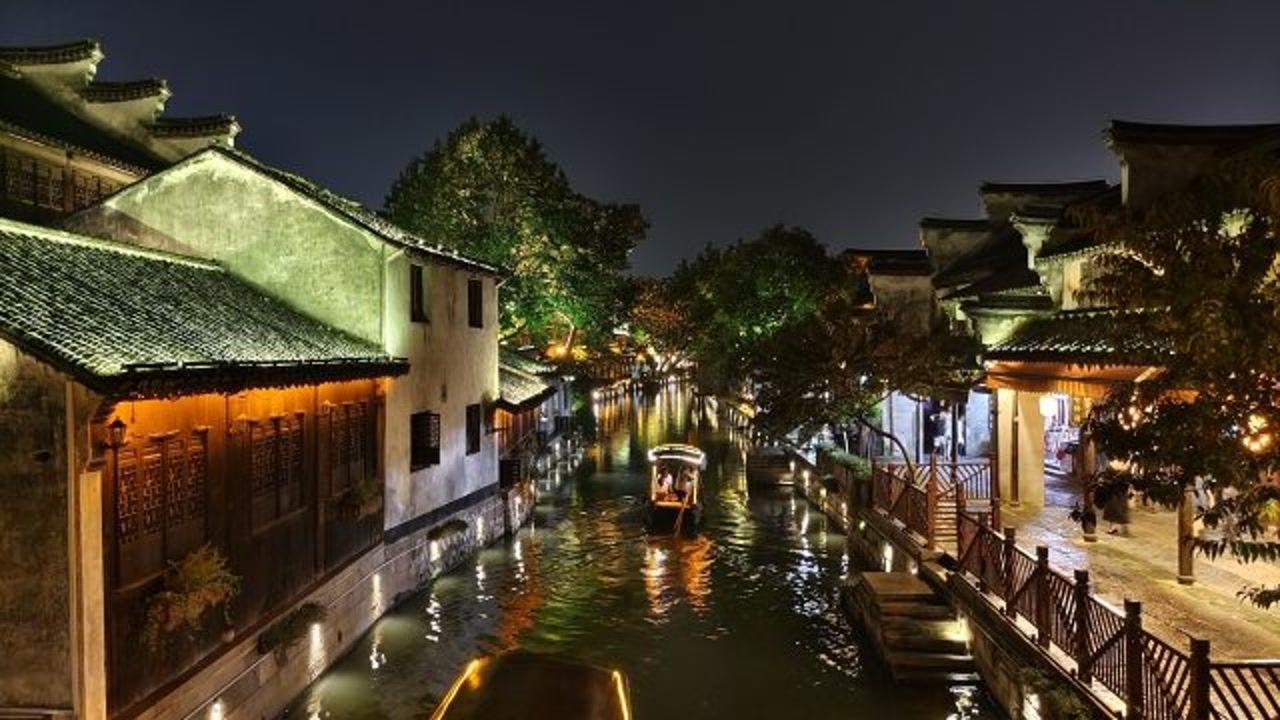 福莱纳找车轮
